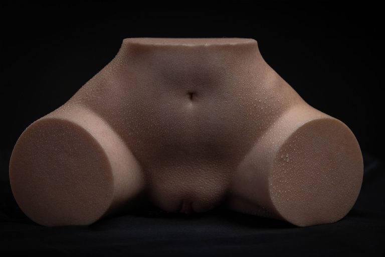 Naomi-10.80LB-Pocket-Pussy-Ass-Silicone-Sex-Doll-with-Realistic-Vagina-Anus-14.jpg