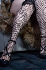 Rebecca: 71.65LB Realistic Meaty Silicone Sex Doll Leg with Mature Curves - Image 4
